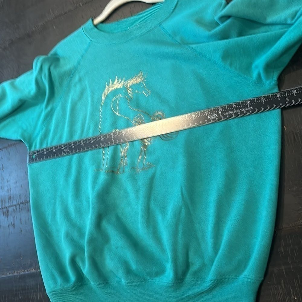 Vintage 1980S METALLIC HORSE Couple SWEATSHIRT Turquoise Hanes Large‌ - Picture 6 of 10